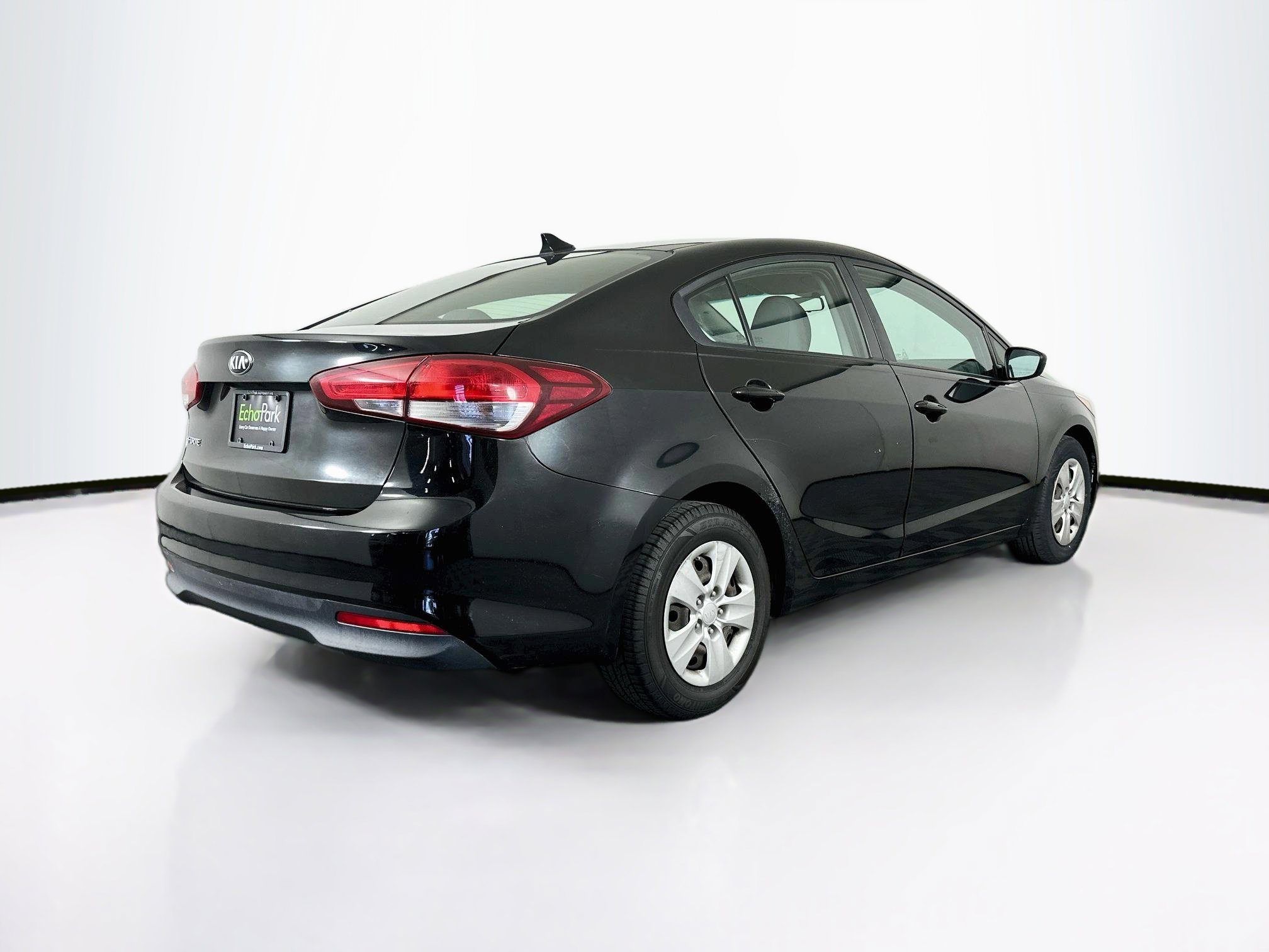 Used 2017 Kia Forte LX FWD image 9