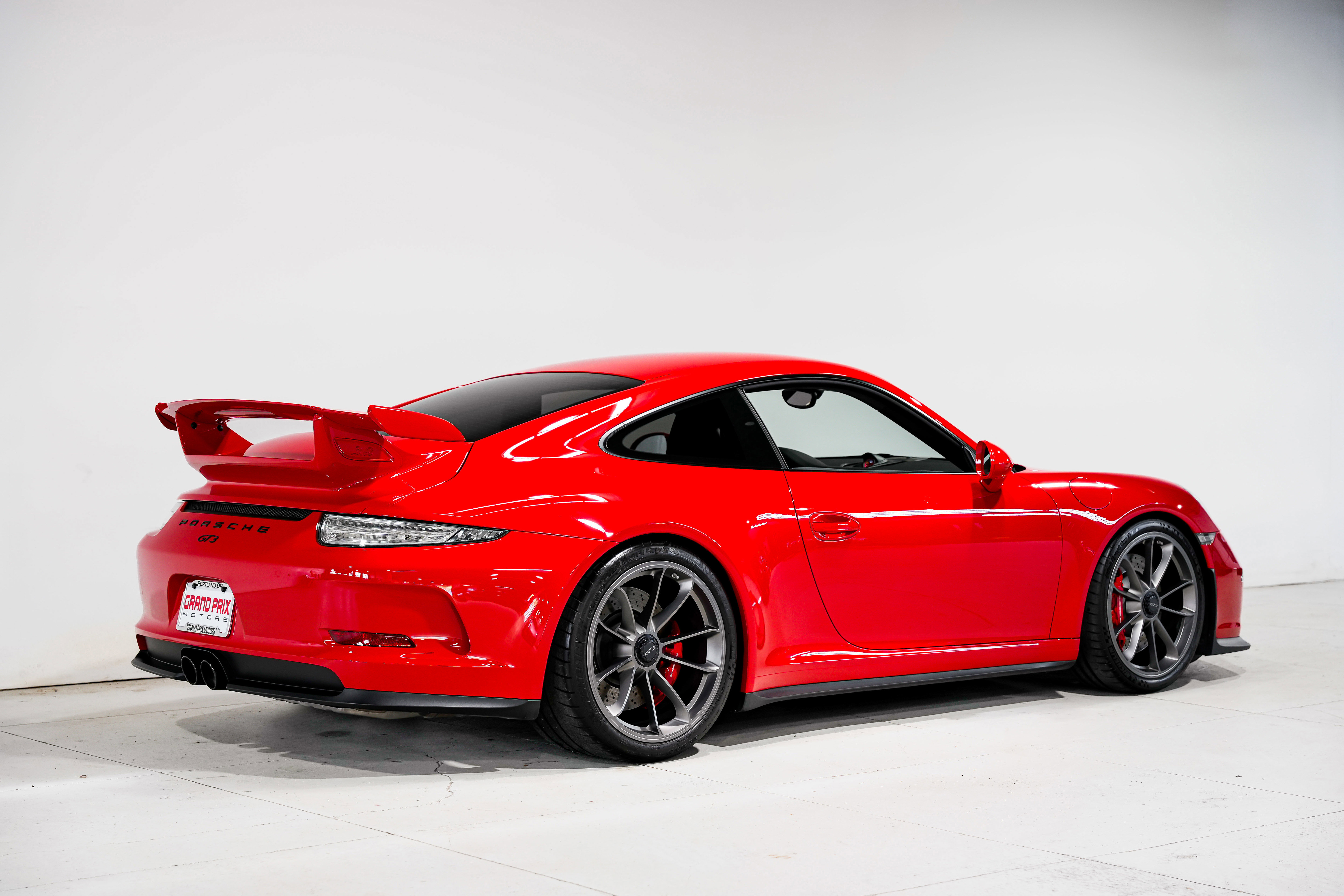 Used 2015 Porsche 911 GT3 image 3