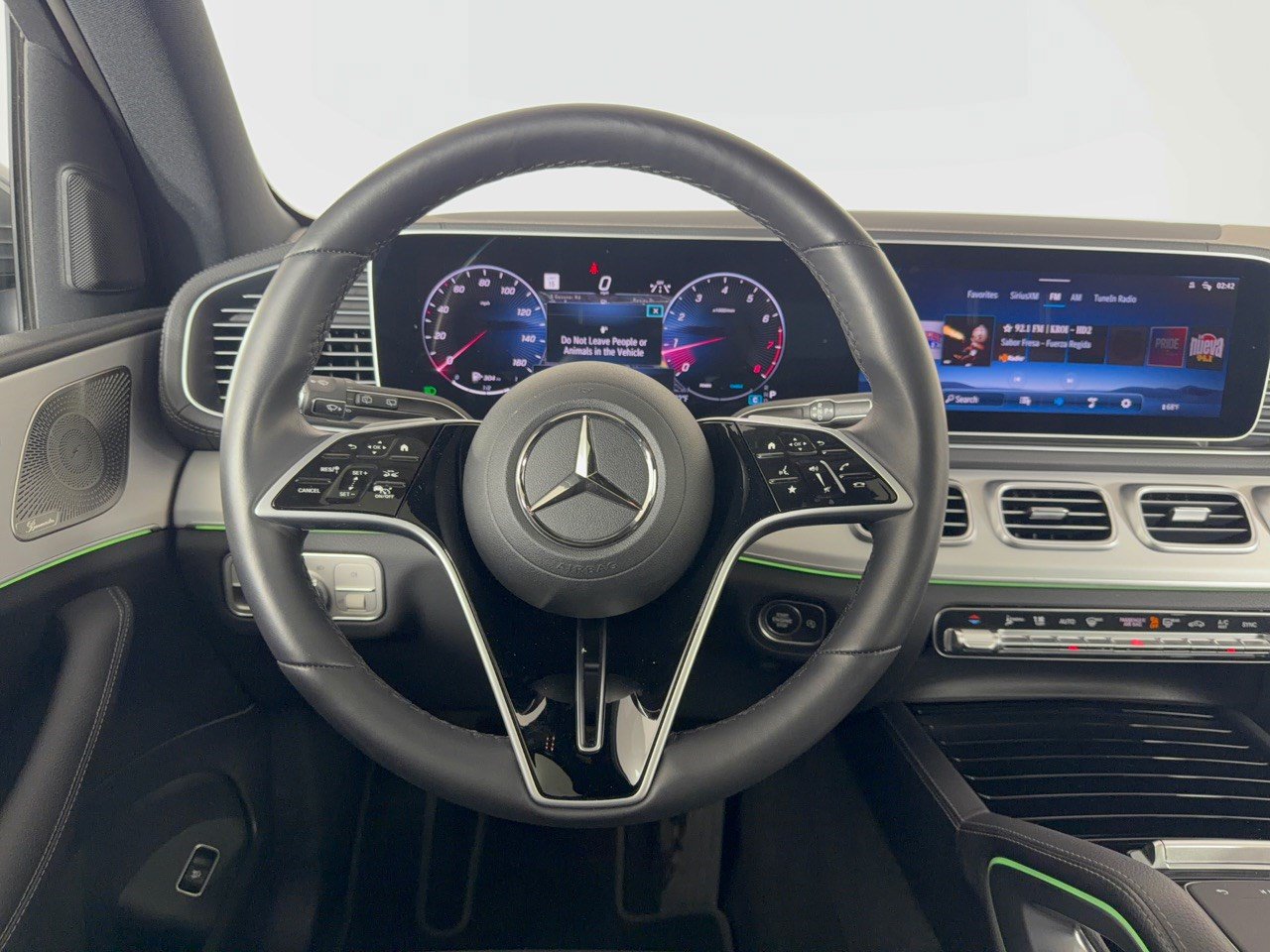 Used 2026 Mercedes-Benz GLS 450 4MATIC image 10