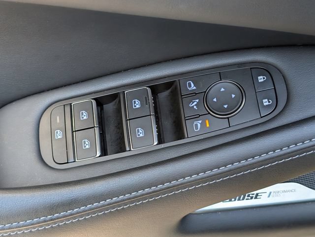 Used 2023 INFINITI QX60 Sensory w/ Vision Package FWD image 17