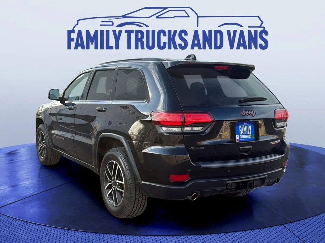 Used 2019 Jeep Grand Cherokee Trailhawk image 3