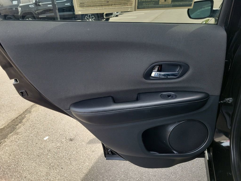 Used 2022 Honda HR-V Sport image 32