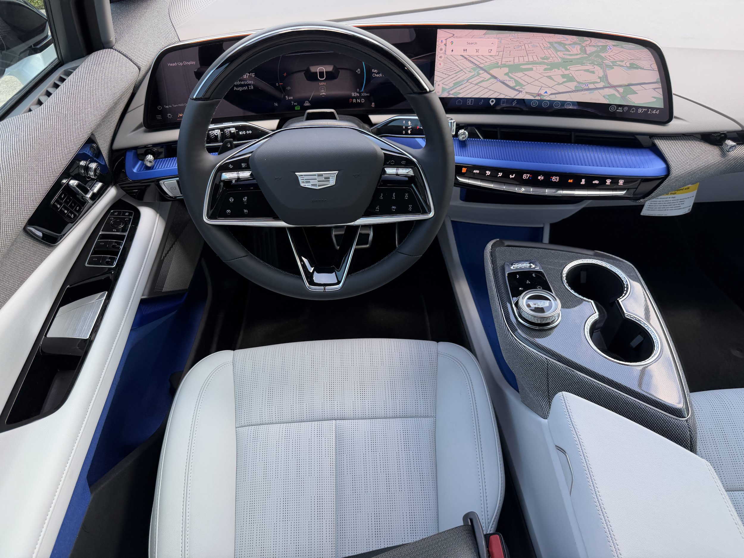 New 2026 Cadillac Optiq Luxury 2 RWD image 14
