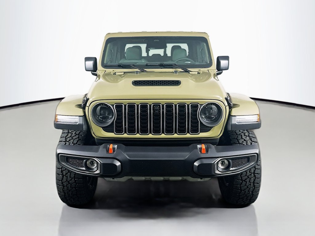 New 2026 Jeep Gladiator Mojave w/ Technology Group AWD/4WD image 2