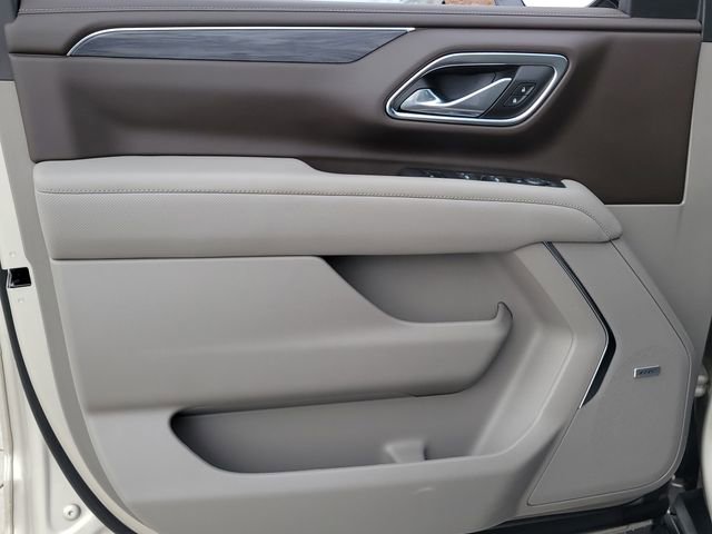 Used 2023 GMC Yukon SLT w/ Max Trailering Package image 7