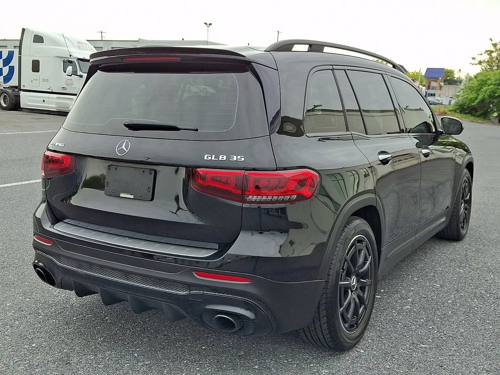 Used 2022 Mercedes-Benz GLB 35 AMG 4MATIC image 4