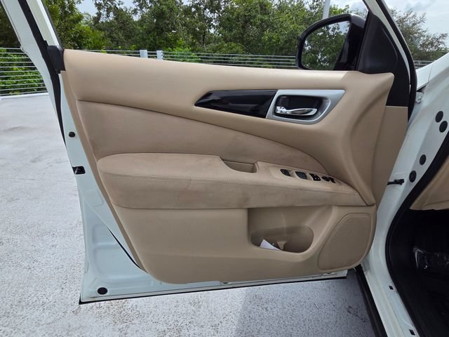 Used 2016 Nissan Pathfinder S FWD image 25