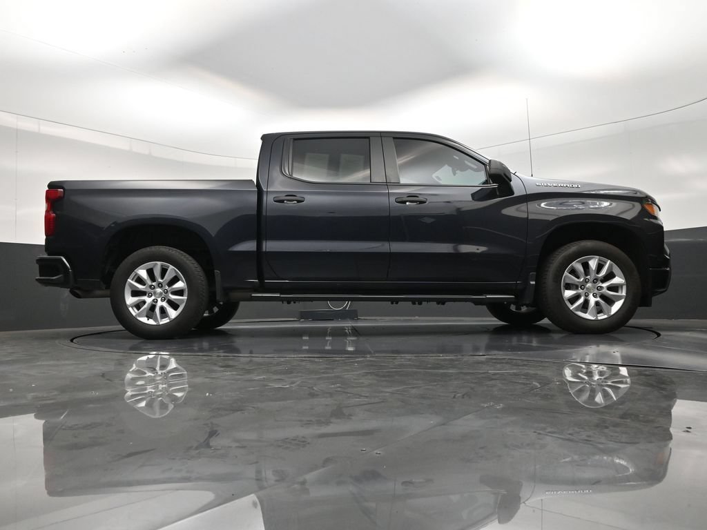 Used 2022 Chevrolet Silverado 1500 Custom RWD image 22