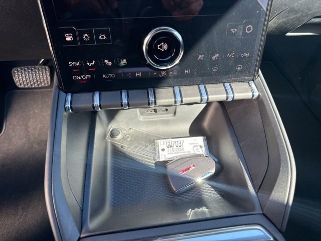 New 2026 GMC Terrain Elevation w/ Elevation Premium Package AWD/4WD image 23