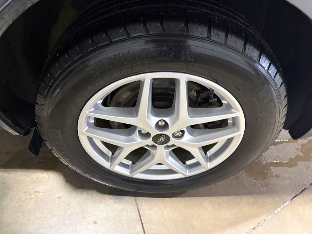 Used 2023 Ford Edge SEL w/ Convenience Package image 29