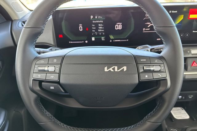 New 2026 Kia K4 EX image 26