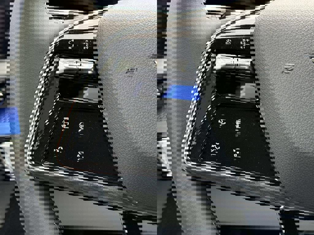 New 2026 Cadillac Optiq Sport 1 image 15