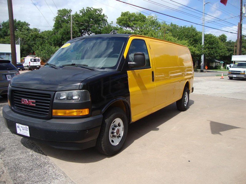 Used 2018 GMC Savana 2500 Extended w/ Driver Convenience Package RWD image 1