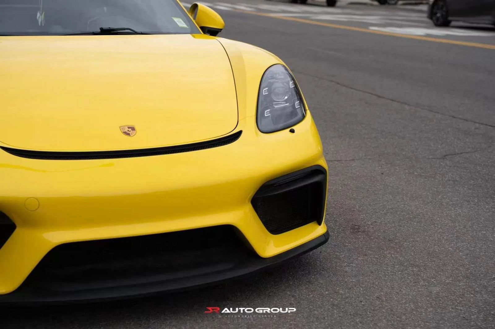 Used 2020 Porsche 718 Cayman GT4 RWD image 4