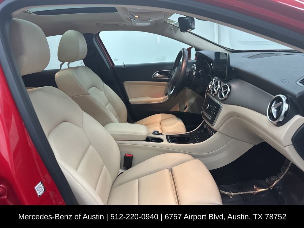 Certified 2020 Mercedes-Benz GLA 250 image 30