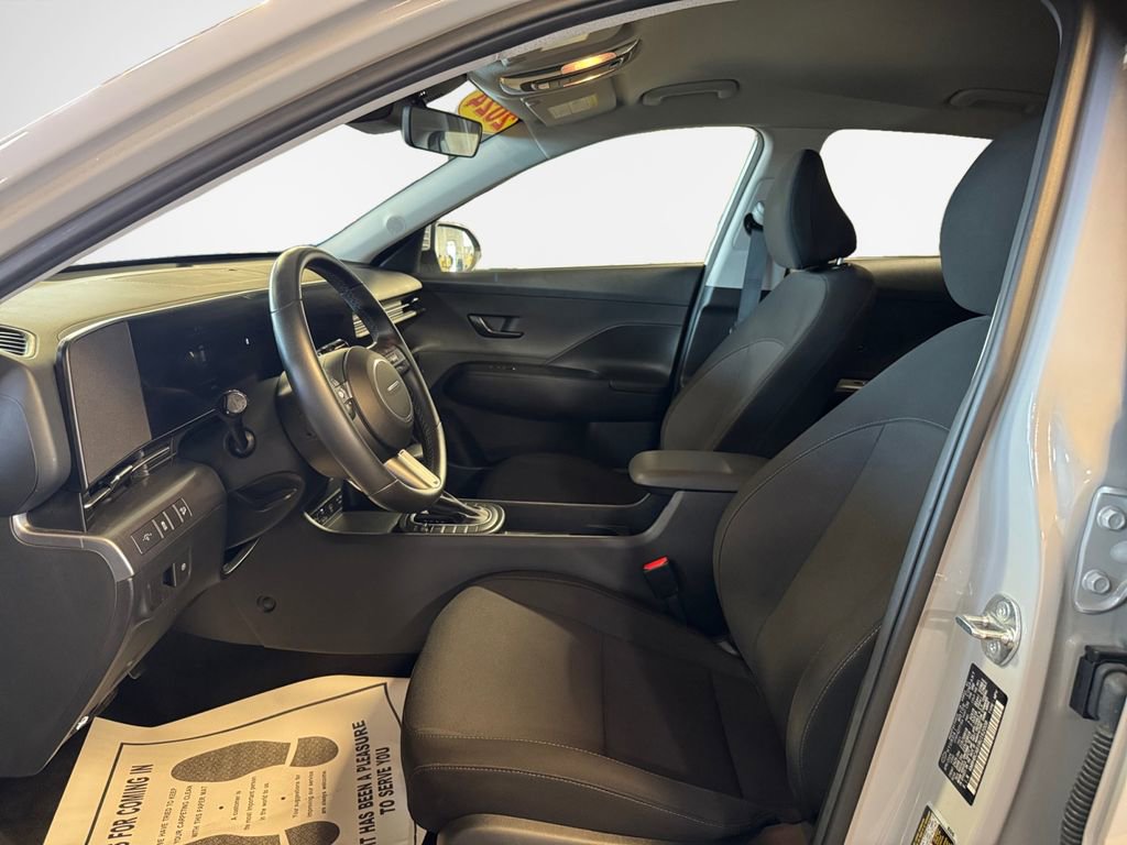 Used 2024 Hyundai Kona SEL AWD/4WD image 12