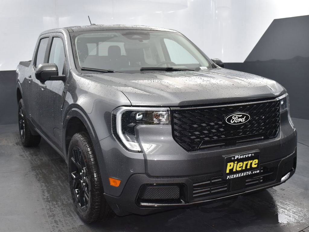 New 2025 Ford Maverick Lariat w/ Black Appearance Package