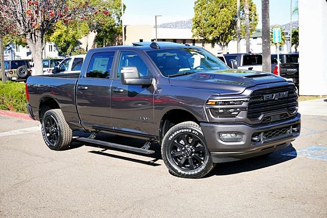 New 2026 RAM 2500 Laramie AWD/4WD image 3