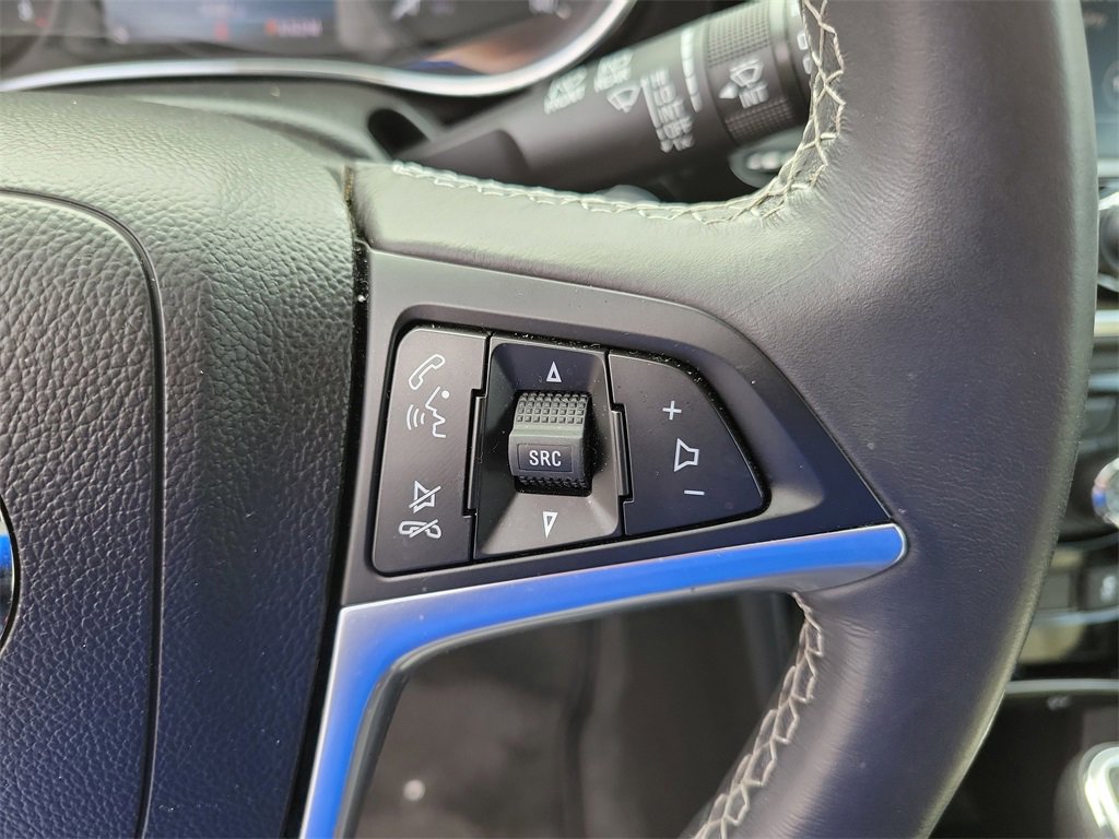 Certified 2022 Buick Encore Preferred w/ Safety Package image 25