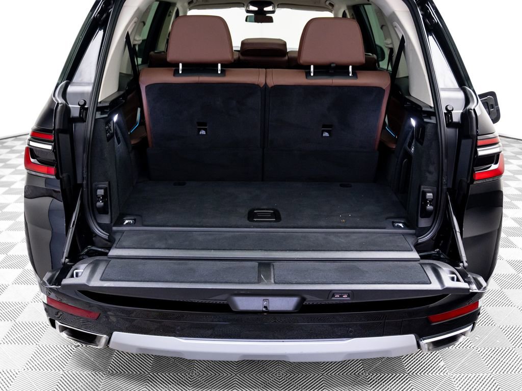 Used 2023 BMW X7 xDrive40i w/ Premium Package image 34