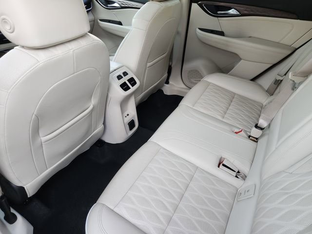 Certified 2022 Buick Envision Avenir w/ Technology Package II image 22