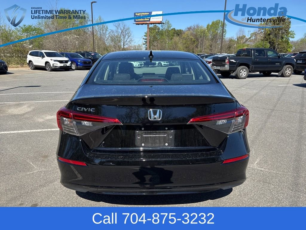 Used 2023 Honda Civic EX image 7
