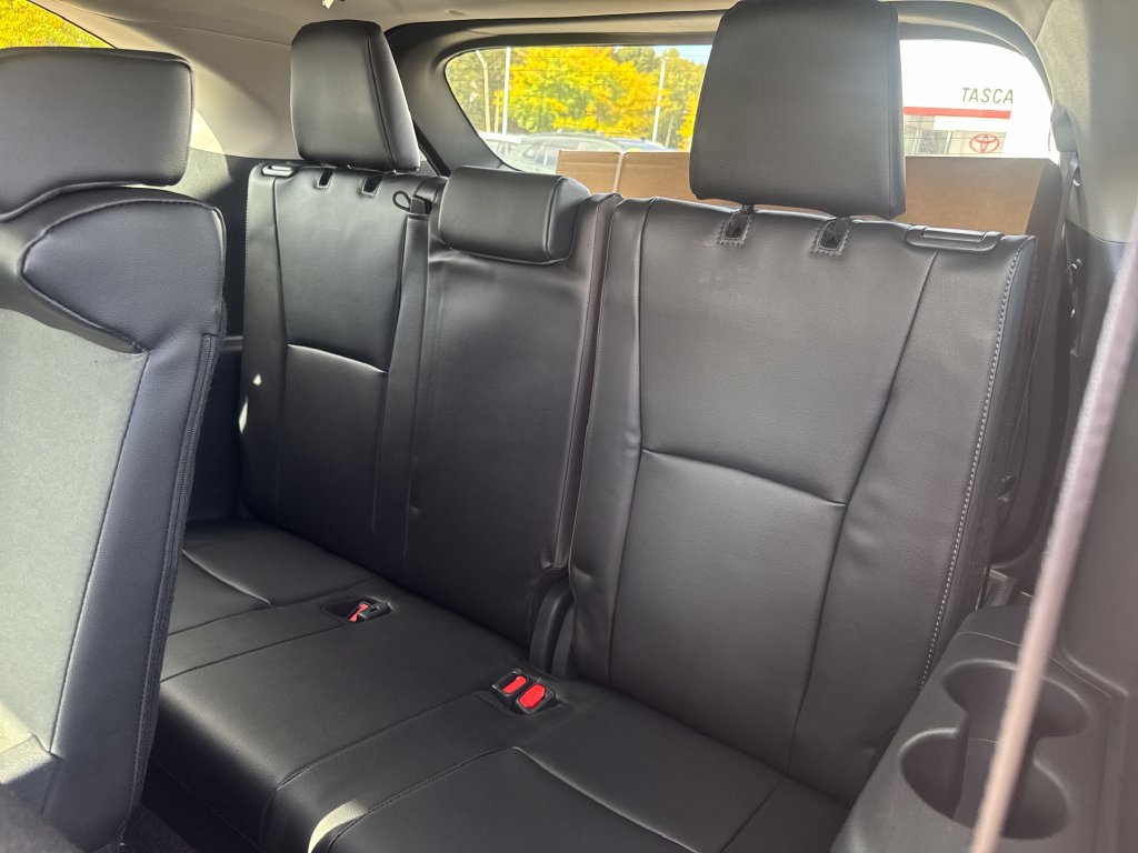 New 2026 Toyota Highlander Limited AWD/4WD image 38