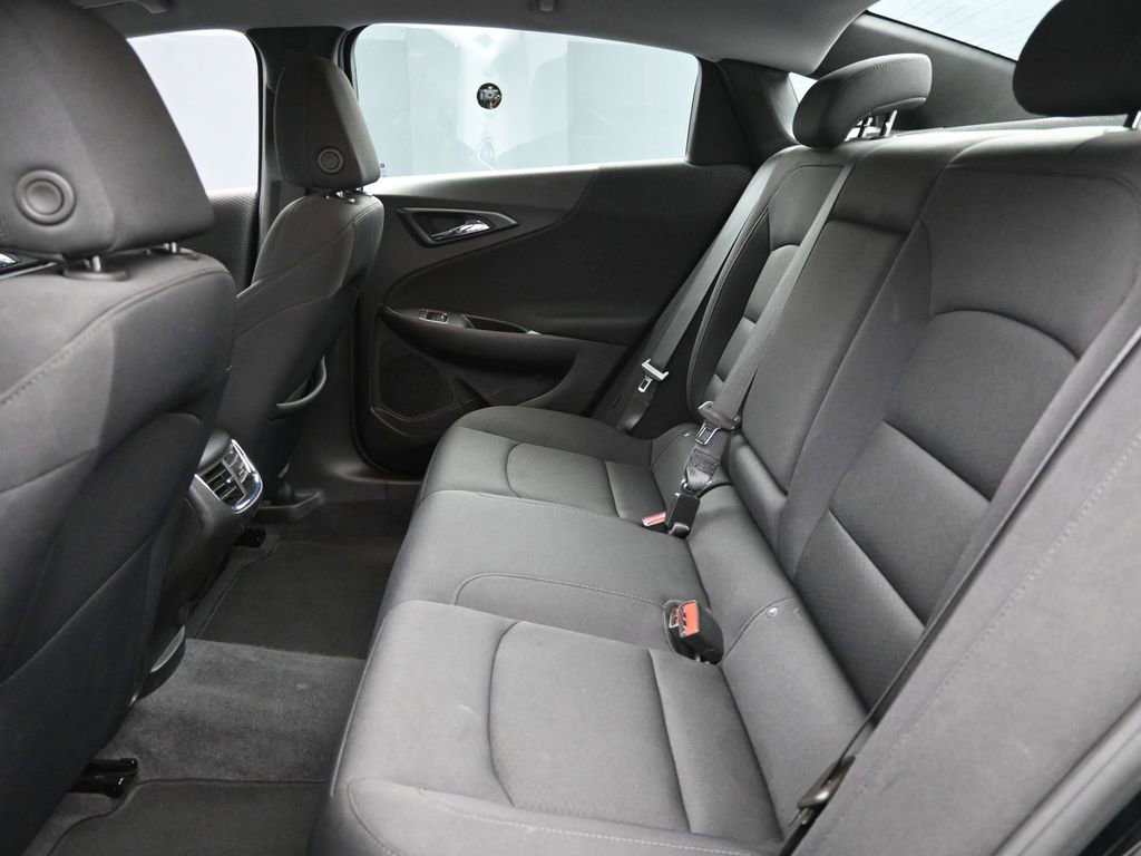 Used 2024 Chevrolet Malibu LT image 9