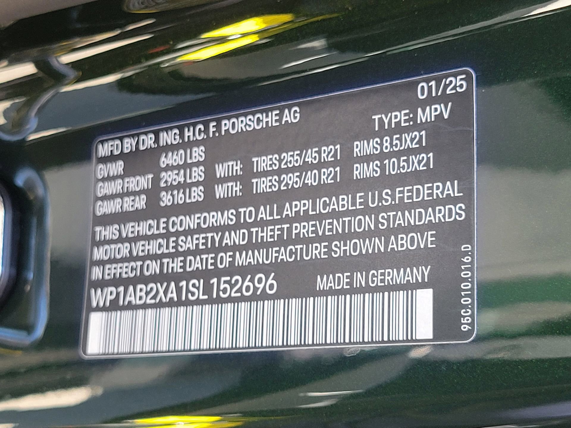 Used 2025 Porsche Macan 4S Electric image 38