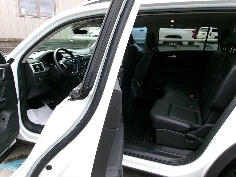 Used 2019 Volkswagen Atlas SE w/ Panoramic Sunroof Package AWD/4WD image 17