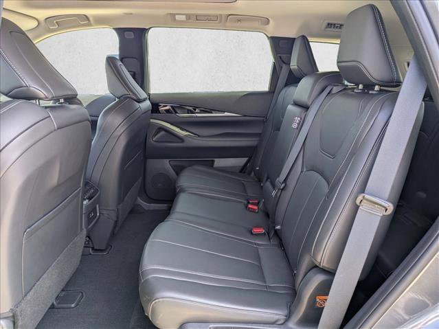 Certified 2025 INFINITI QX60 Pure image 19