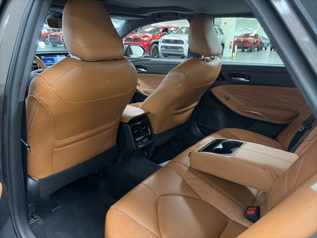 Certified 2019 Toyota Avalon Limited w/ Advanced Safety Package image 12