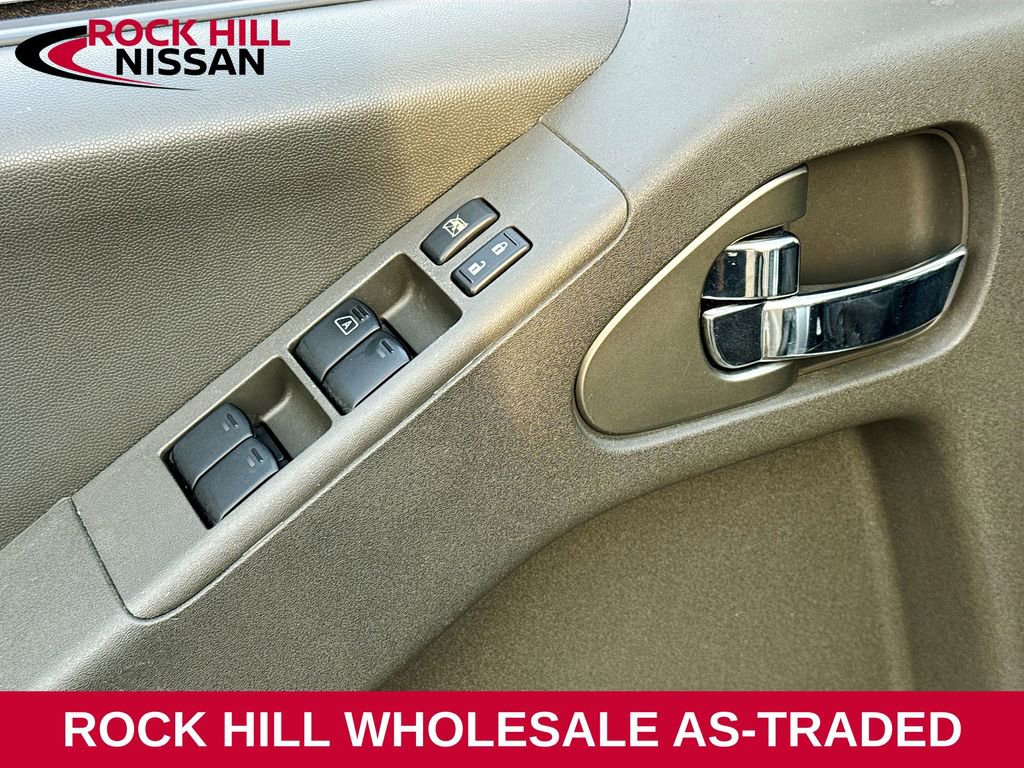 Used 2019 Nissan Frontier PRO-4X image 18