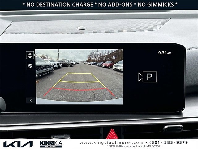 Used 2025 Kia Sorento LX image 4