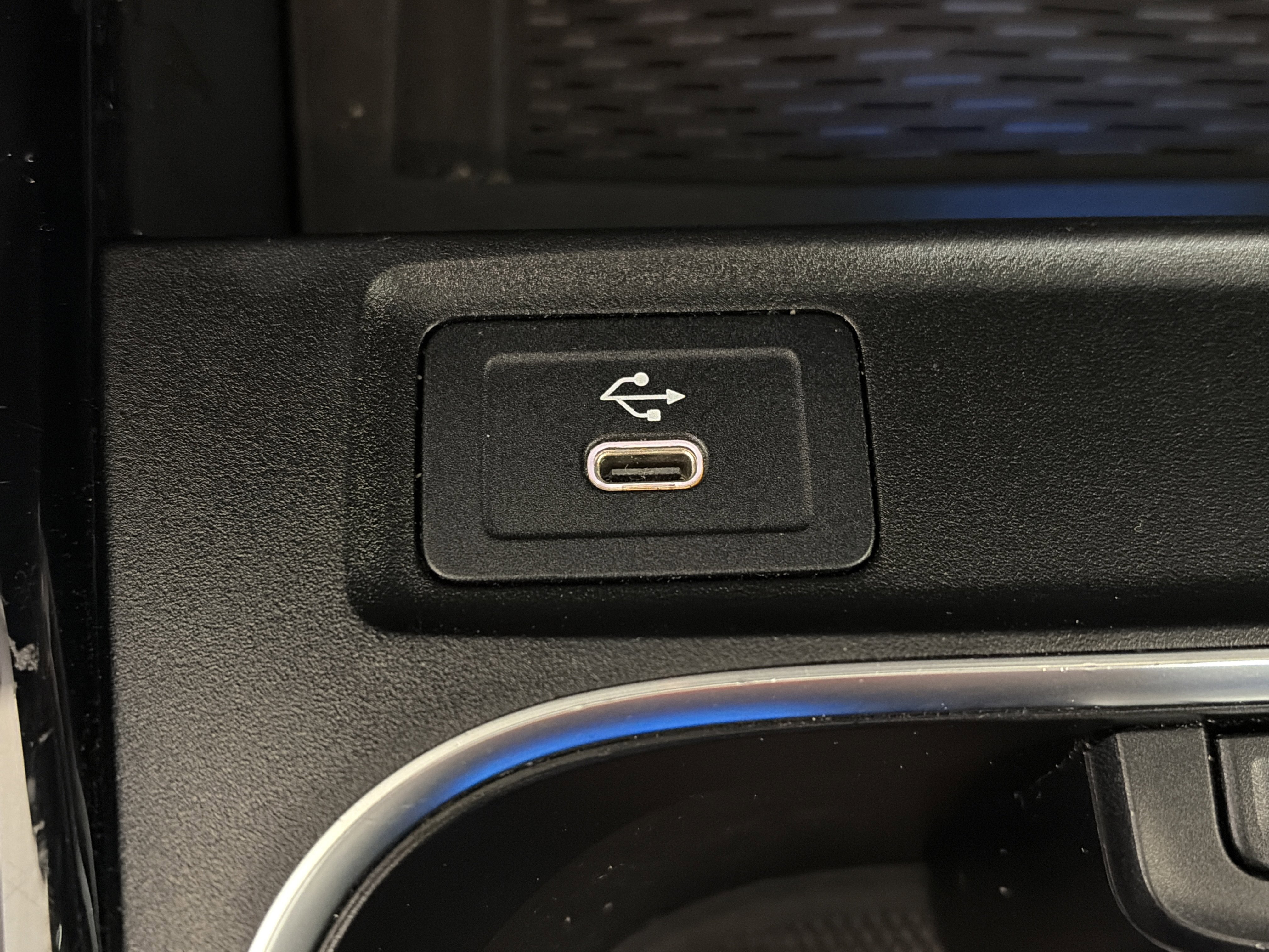 Used 2025 Mercedes-Benz CLA 250 4MATIC image 22