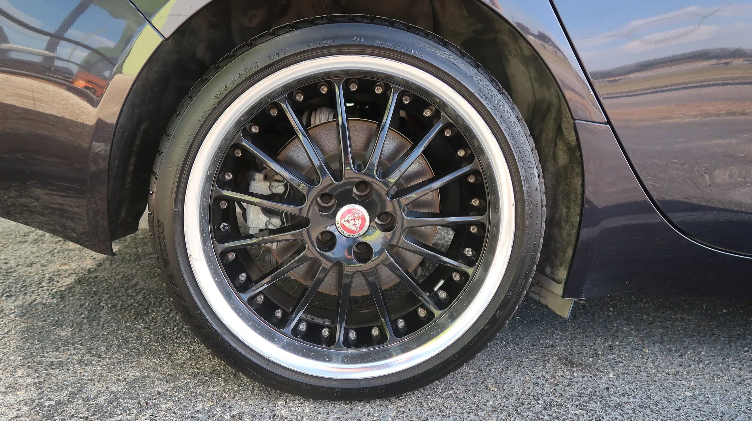 Used 2017 Jaguar XF Prestige image 55