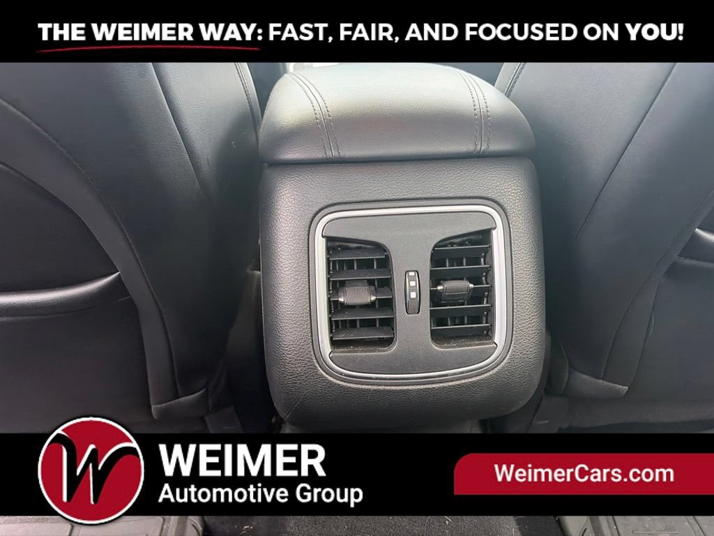 Used 2015 Chrysler 200 C w/ Navigation & Sound Group I AWD/4WD image 10