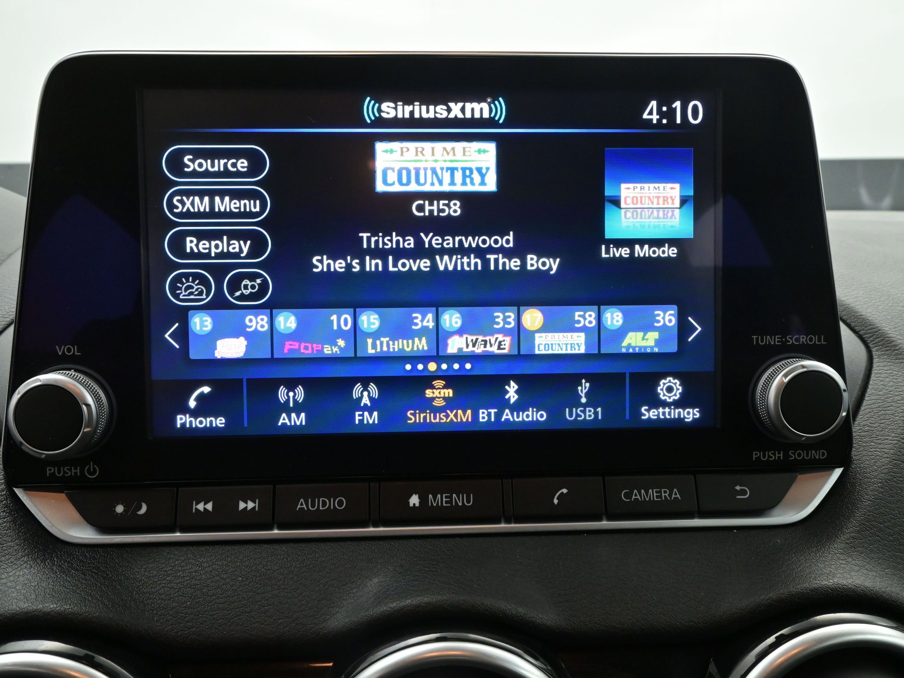 Used 2023 Nissan Sentra SV image 13