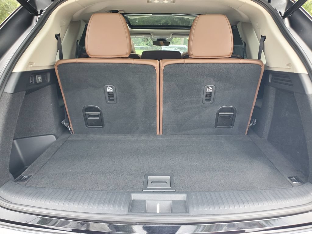 Certified 2024 Acura MDX w/ Technology Package AWD/4WD image 8