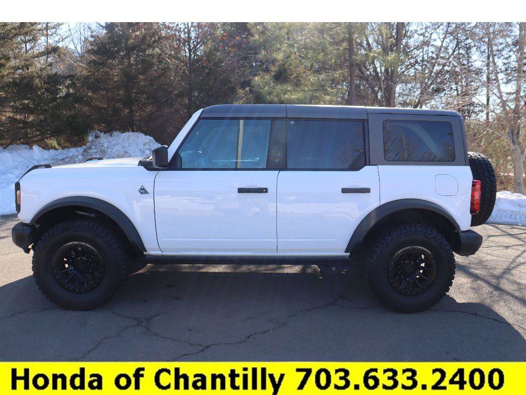 Used 2022 Ford Bronco Black Diamond image 4