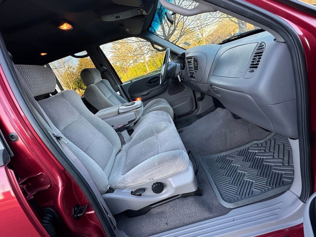 Used 2001 Ford F150 XLT image 21