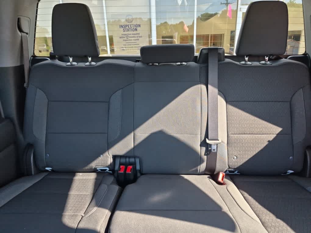 New 2026 Chevrolet Silverado 2500 Custom w/ Custom Value Package AWD/4WD image 27