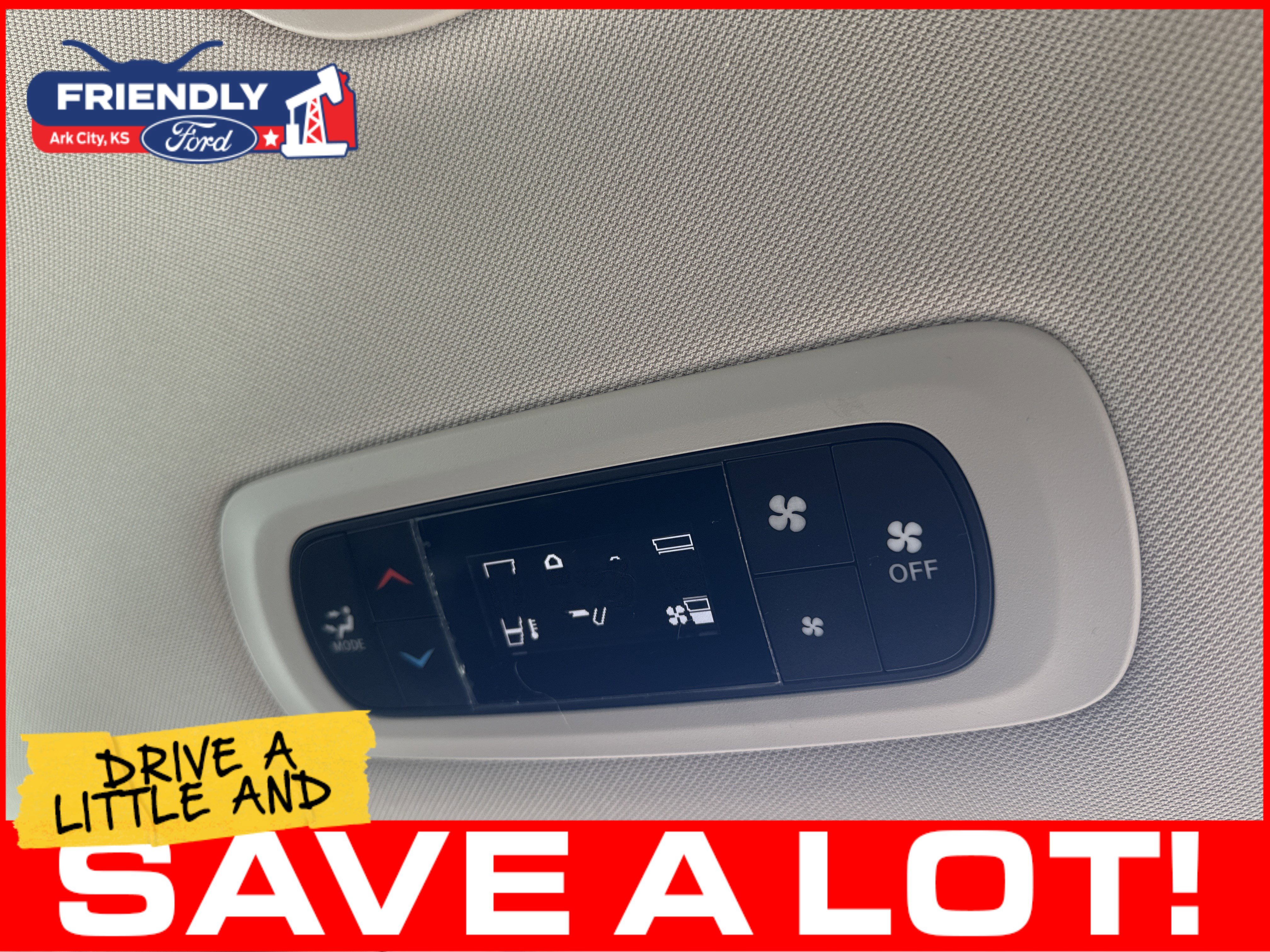 Used 2023 Chrysler Voyager LX FWD image 21