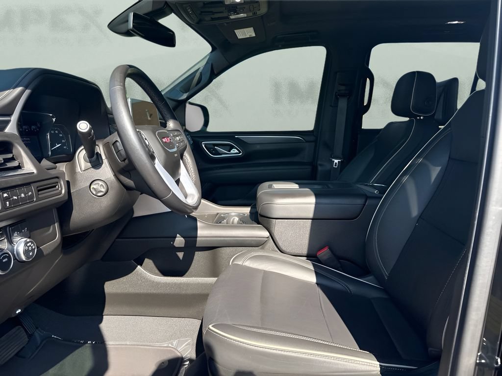 Used 2021 GMC Yukon SLT w/ SLT Premium Package AWD/4WD image 9