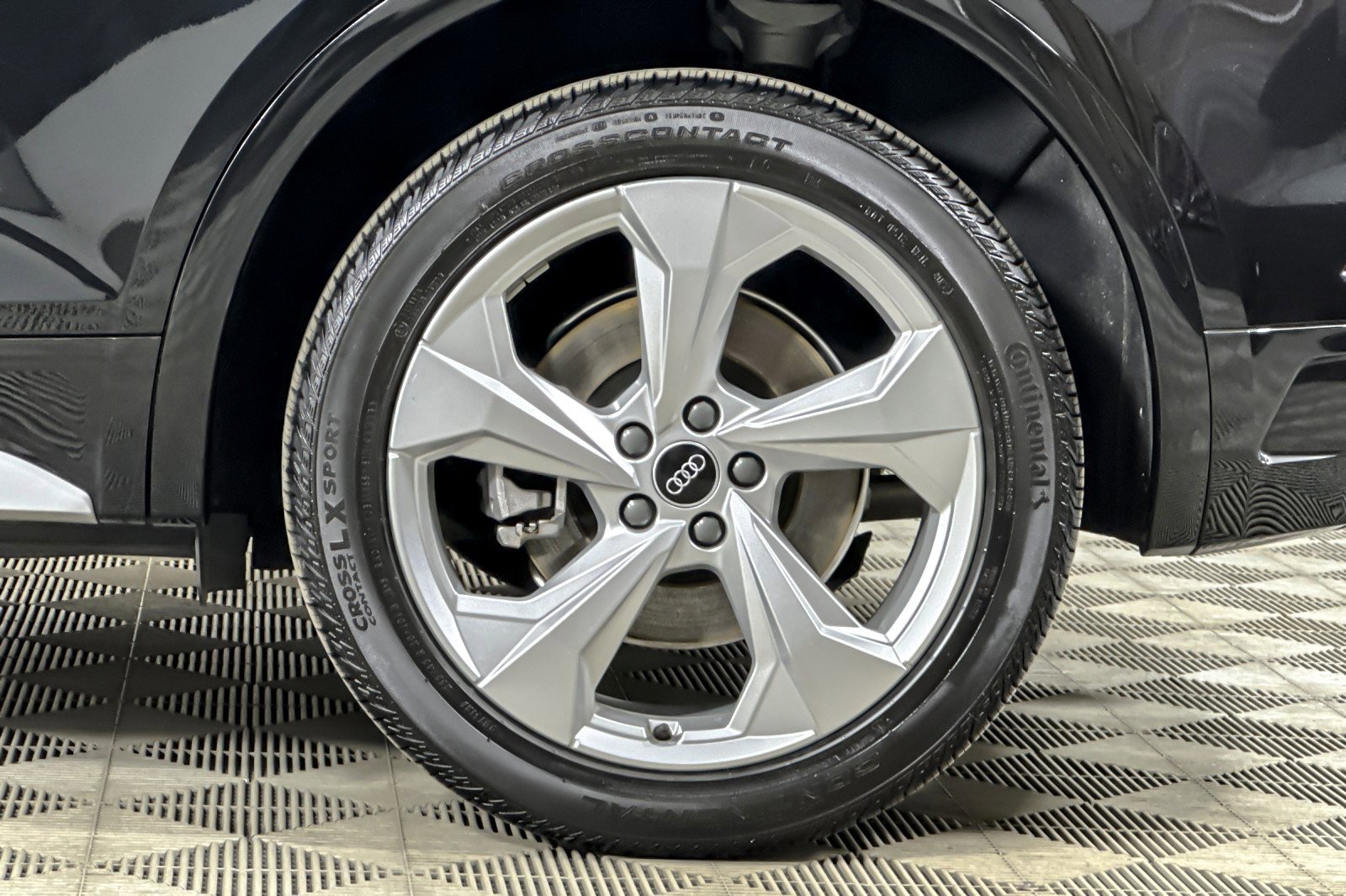 Used 2023 Audi Q5 2.0T Premium Plus w/ Premium Plus Package image 25