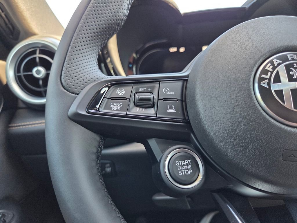 New 2026 Alfa Romeo Tonale Sprint w/ Active Assist Package image 25