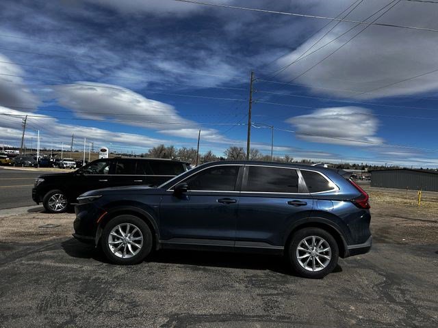 Used 2025 Honda CR-V EX image 2