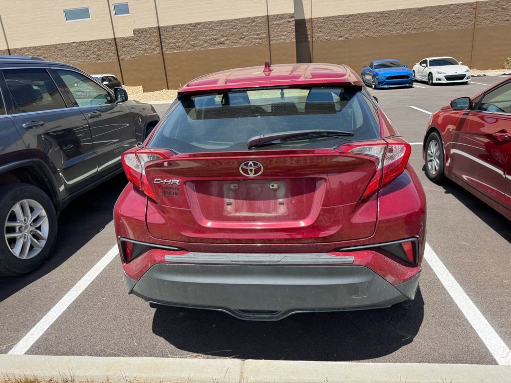 Used 2019 Toyota C-HR LE FWD image 15