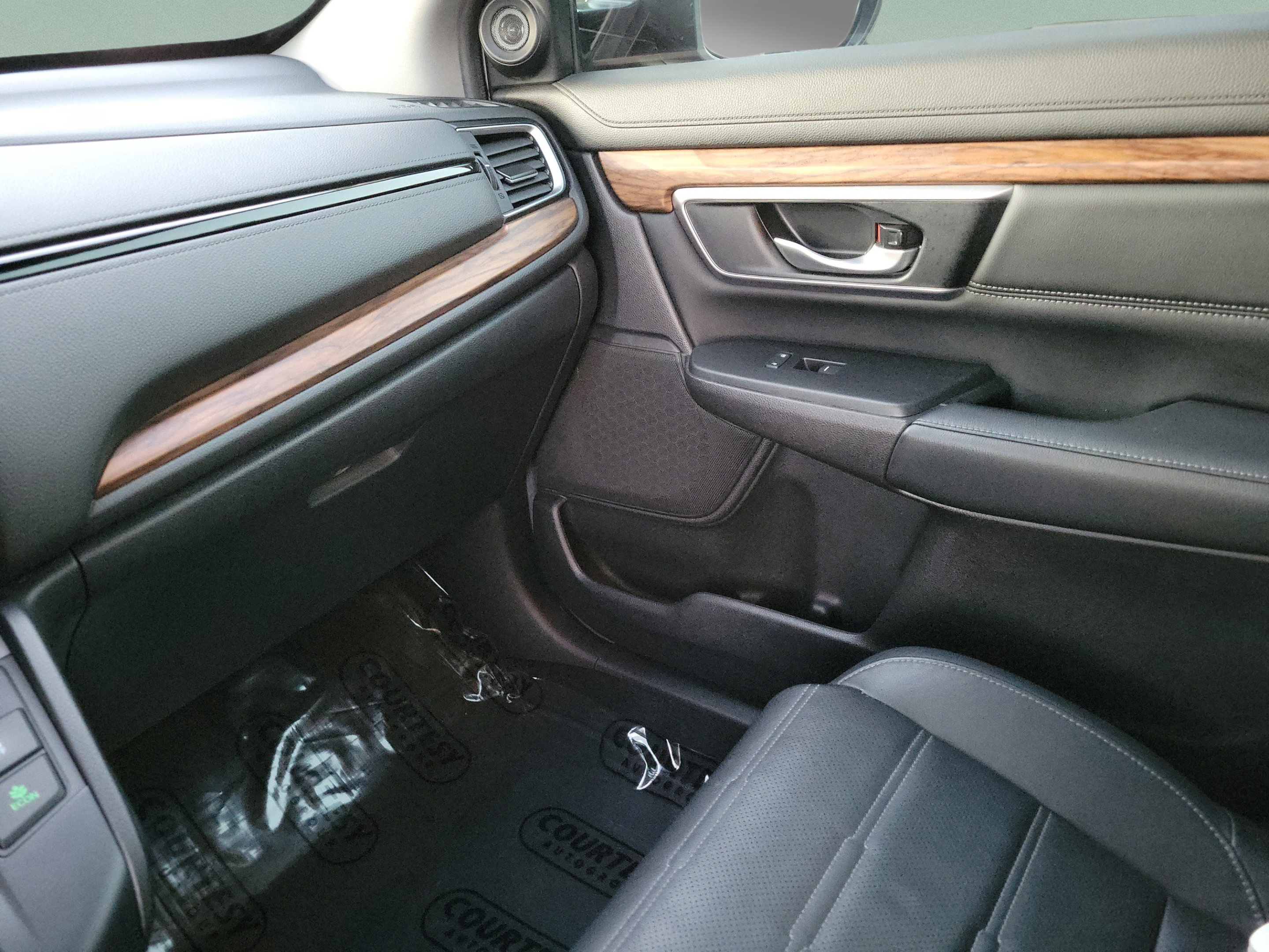 Used 2020 Honda CR-V Touring image 21