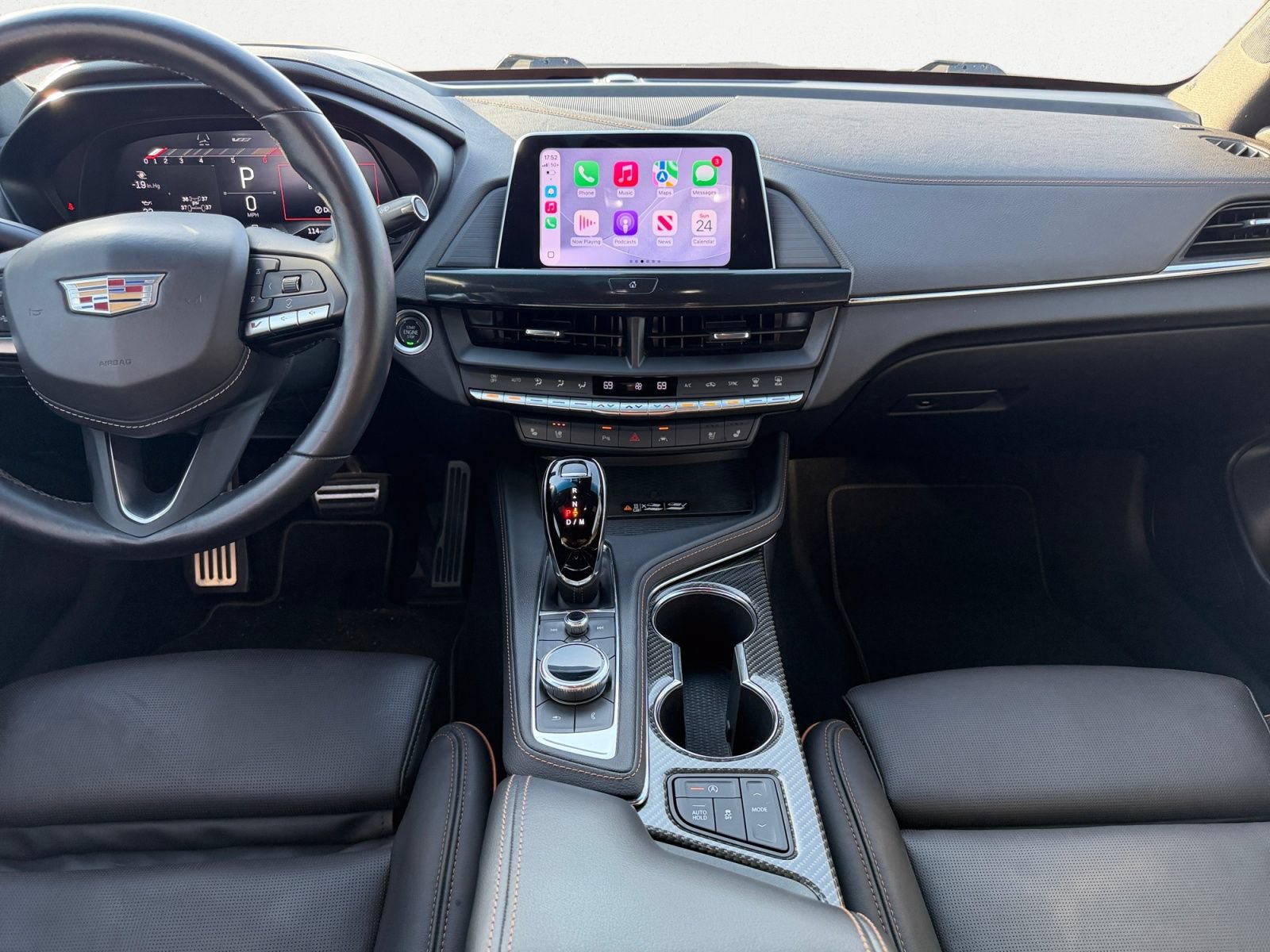 Used 2022 Cadillac CT4 V w/ Navigation Package RWD image 10
